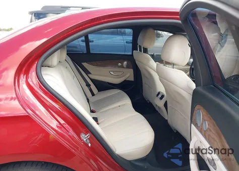 2017 Mercedes-Benz E 300 из США, поврежденный, VIN WDDZF4JB8HA043395